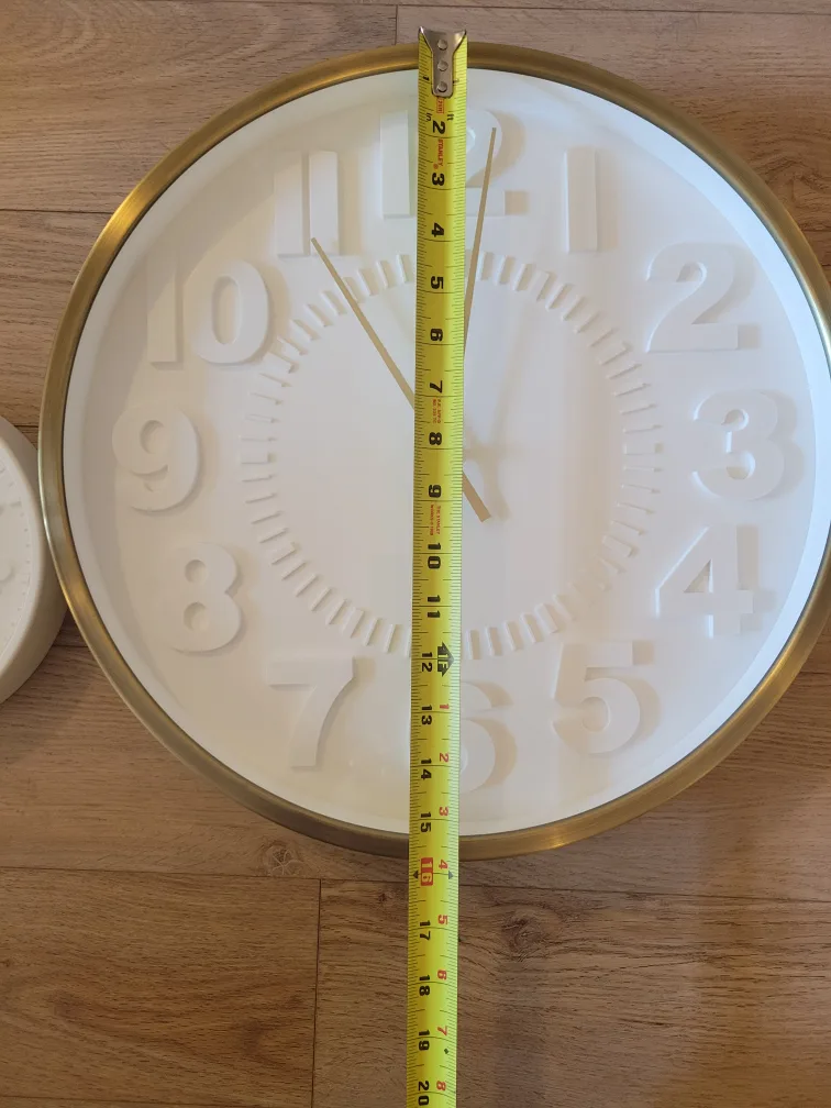 White & Gold Clocks image indicator(2)