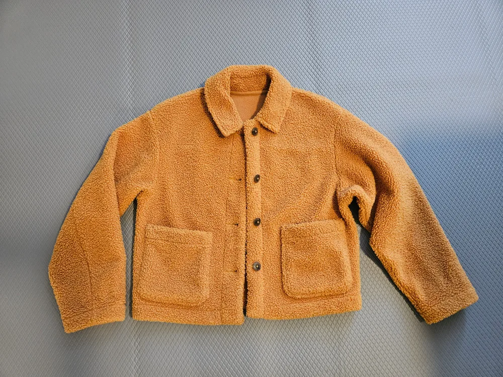 Women's Uniqlo fleece jacket thumbnail