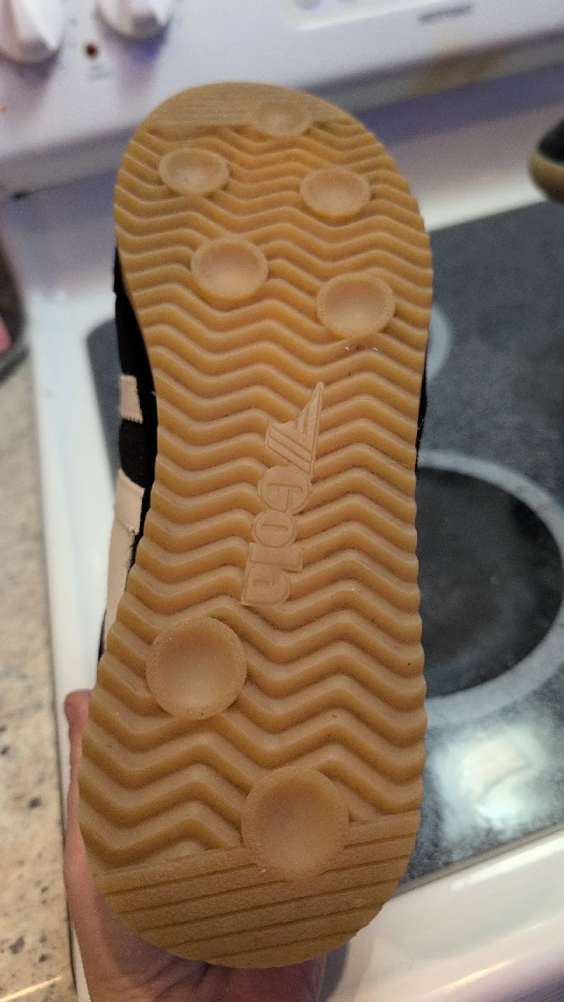 Gola Tornado Black/Off White, Size 9 image indicator(3)