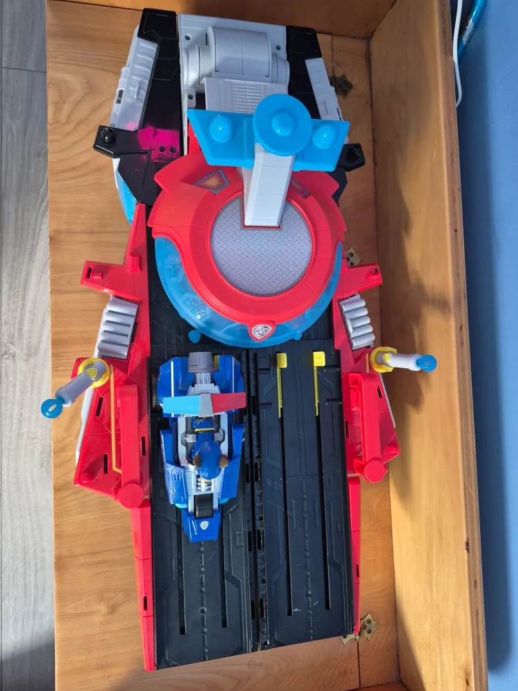 Paw Patrol Aircraft Carrier Toy image indicator(3)