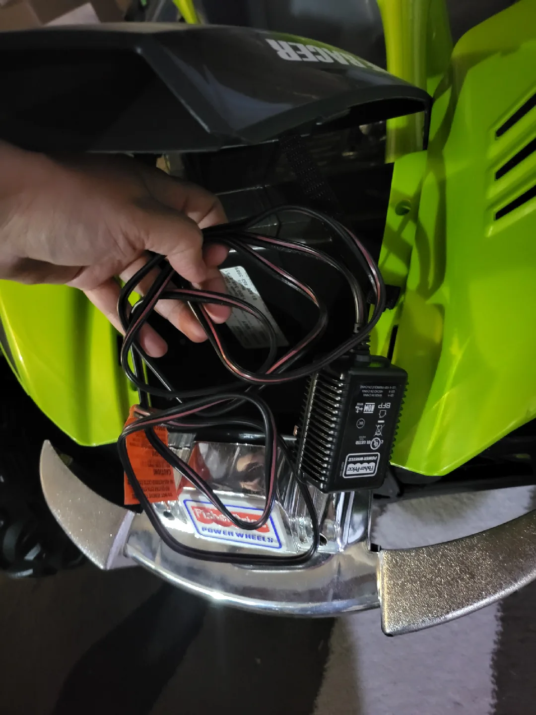 Fisher-Price Power Wheels Dune Racer 12V image indicator(2)