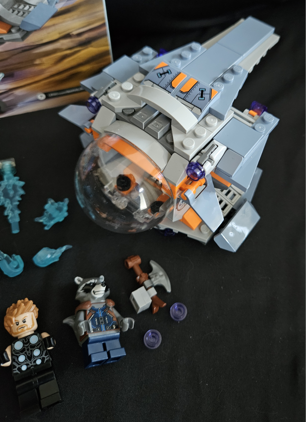 LEGO Retired Marvel Set #76102 - Thor's Weapon Quest - photo 3