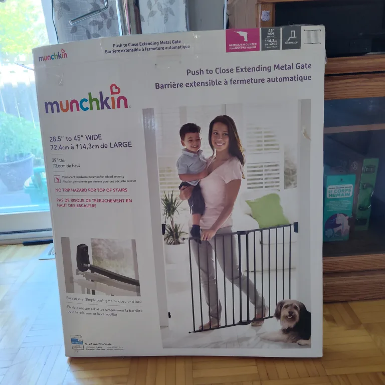 Munchkin Push to Close Extending Metal Gate 🥕