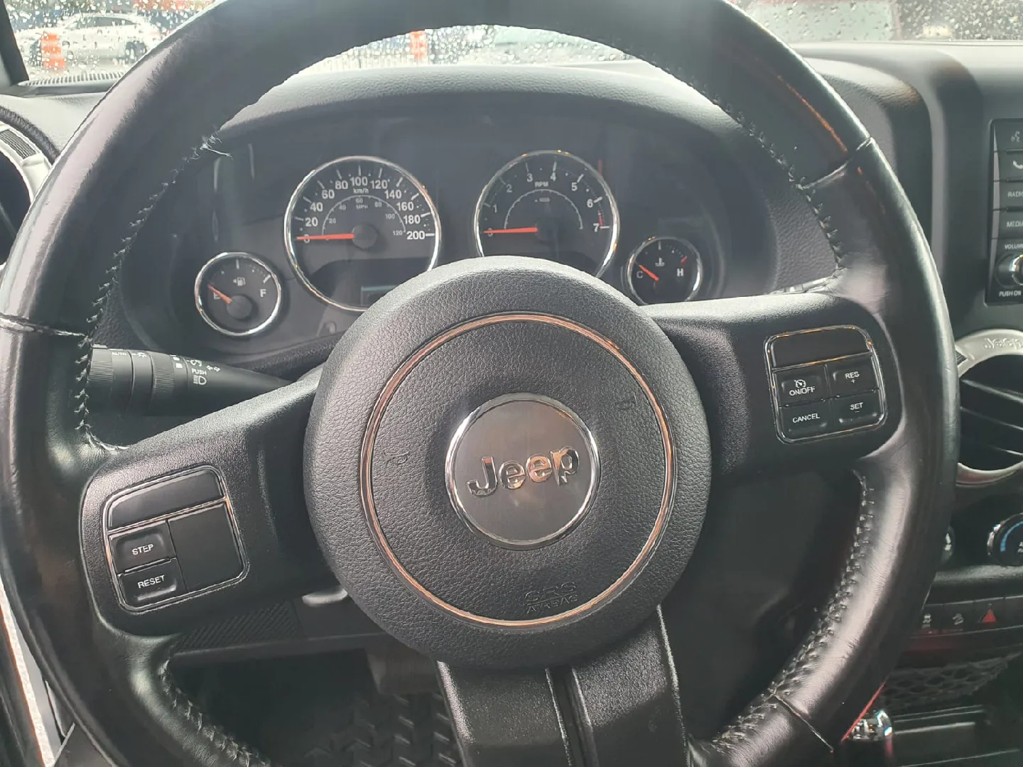 2018 Jeep Wrangler Unlimited Sahara 4X4 image indicator(8)