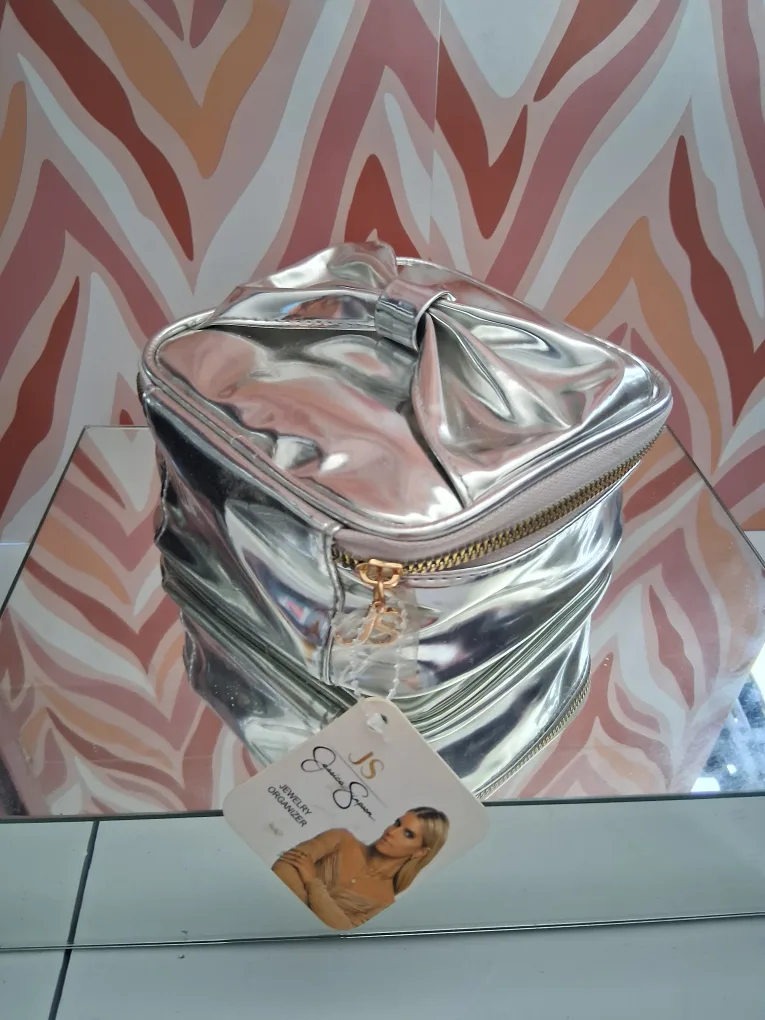 Jessica Simpson Silver Jewelry Organizer - New with Tags! thumbnail