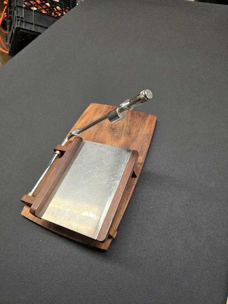 Wood & Stainless Steel Mandoline Slicer image indicator(2)