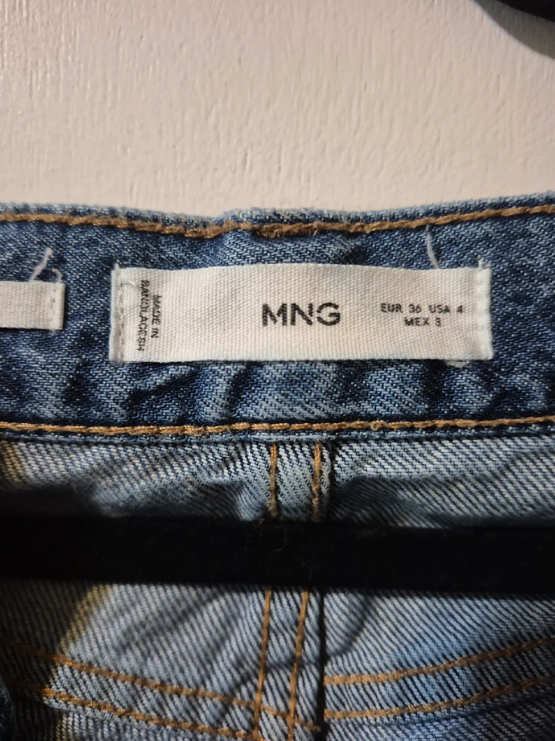 MNG Jeans - Size 4 image indicator(2)