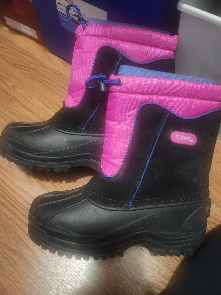 Totes Kids Action Snow Boots - Size 4M