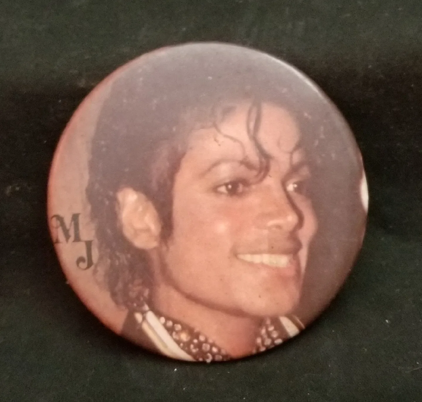 Vintage Michael Jackson 2 1\4" button thumbnail