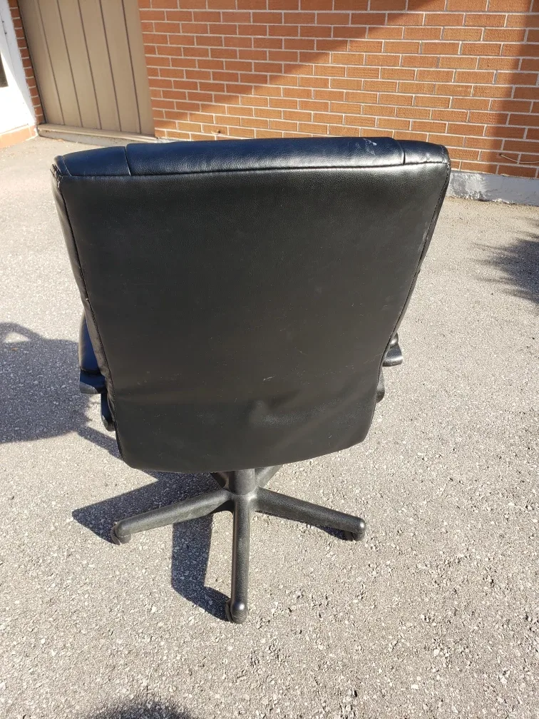 Black Leather Office Chair image indicator(4)