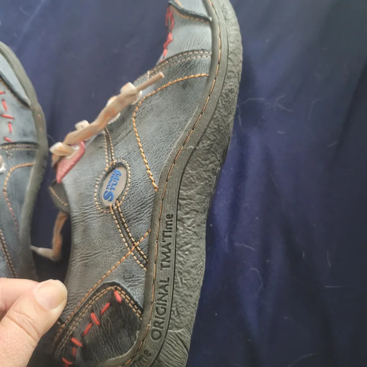 Groovy Glides shoes - womans size 11 image indicator(4)