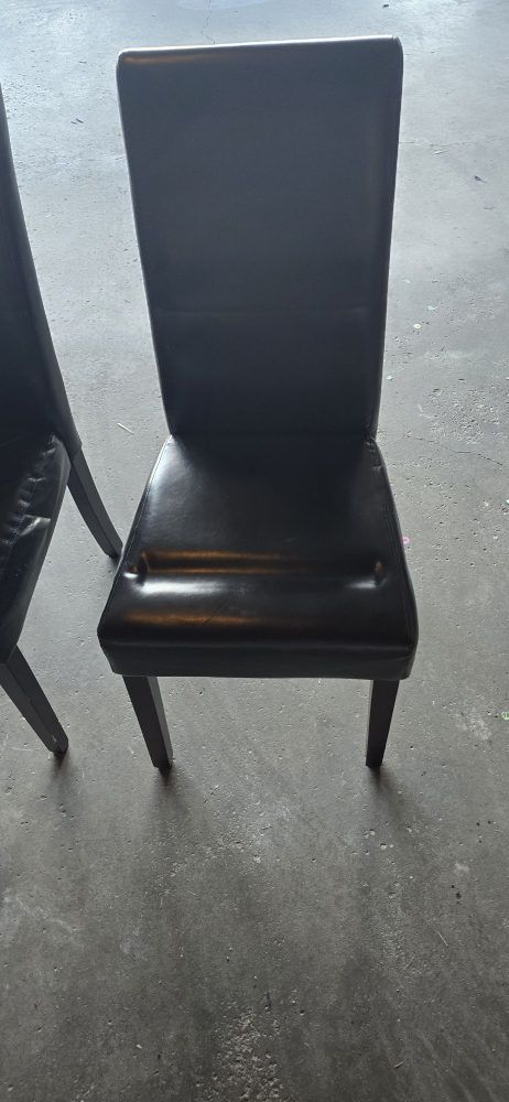 free 5 chairs - photo 2