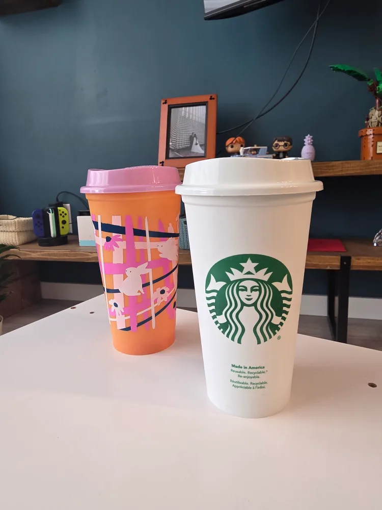 Starbucks Reusable Cups (2) thumbnail
