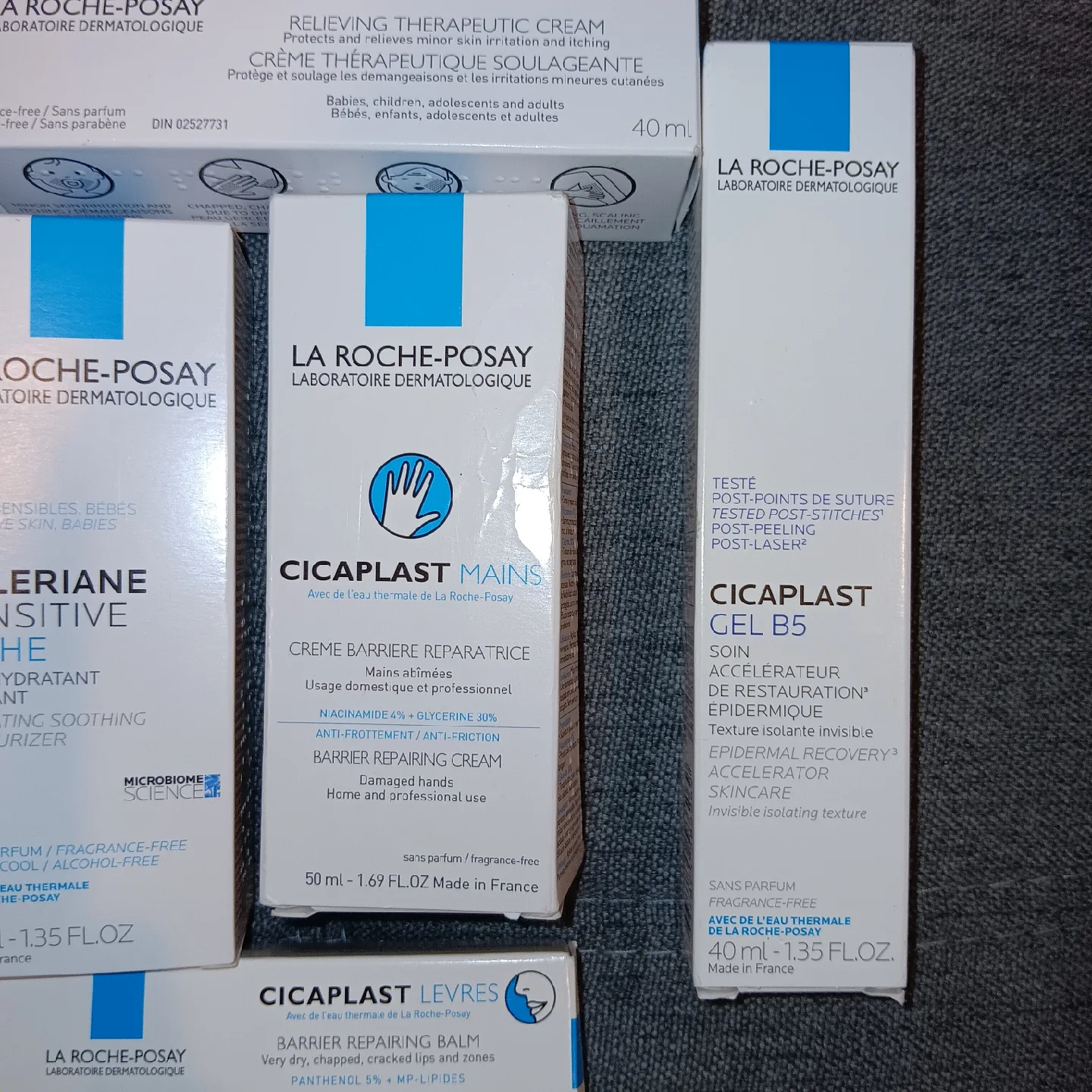 La Roche-Posay Skincare Set image indicator(2)