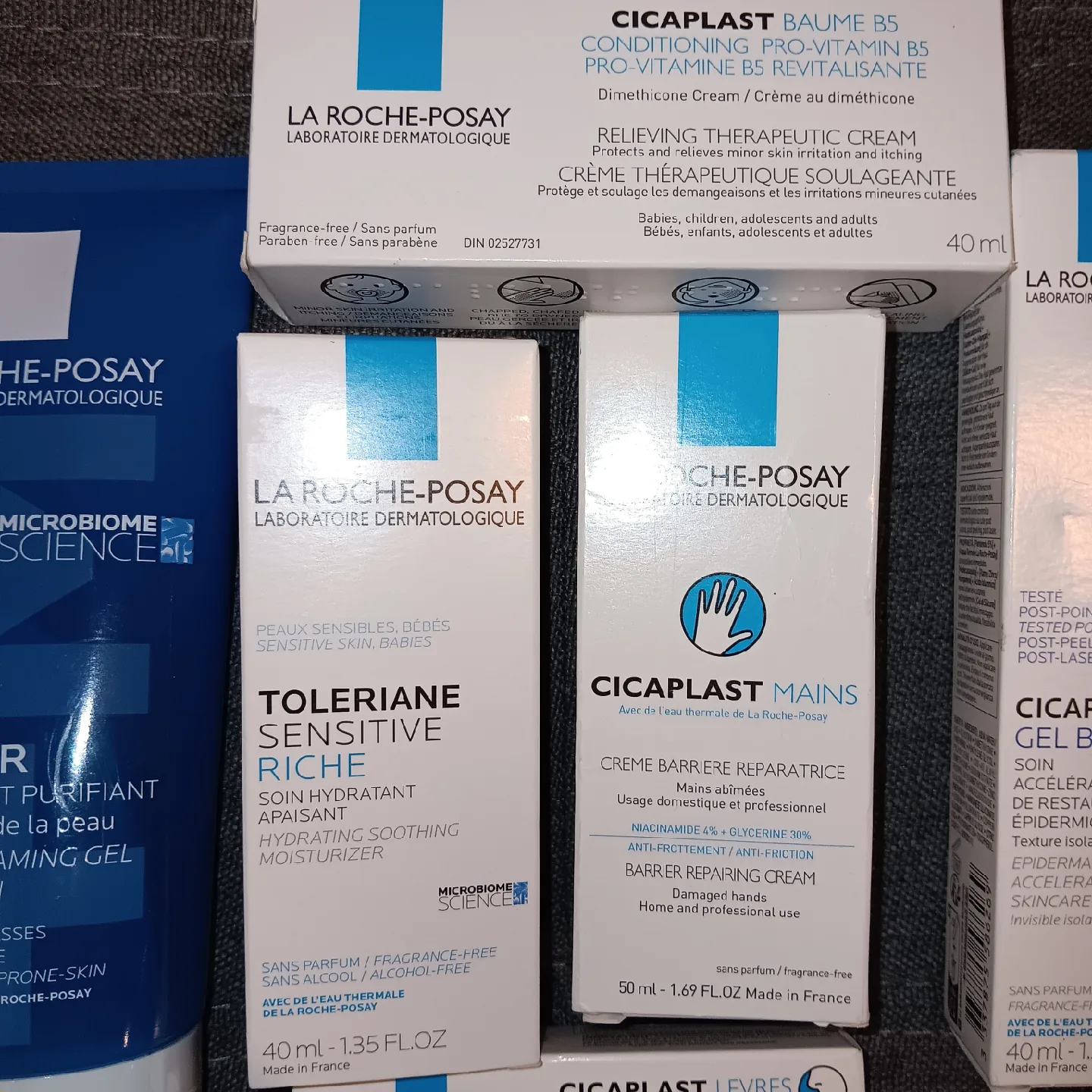 La Roche-Posay Skincare Set image indicator(3)