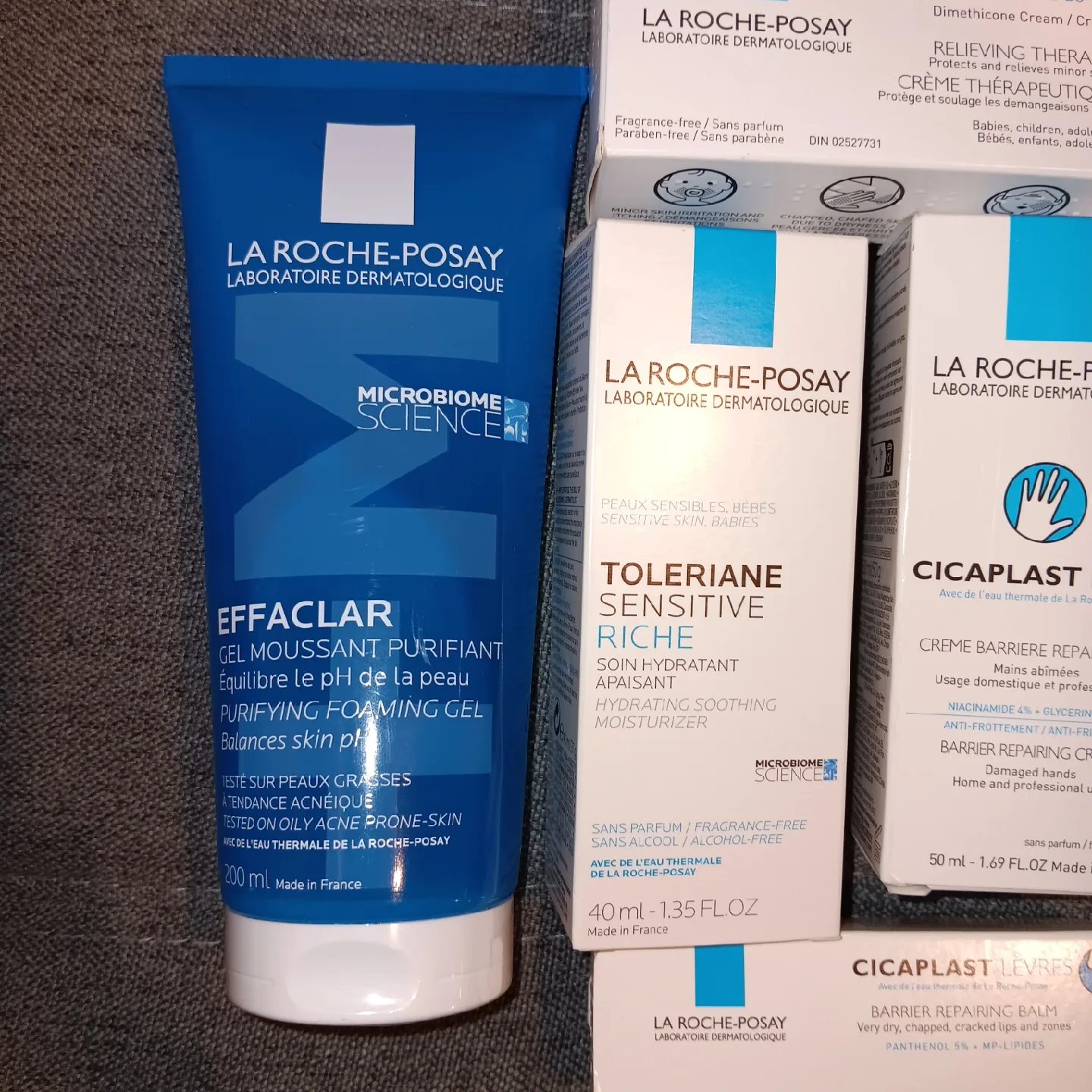 La Roche-Posay Skincare Set image indicator(4)