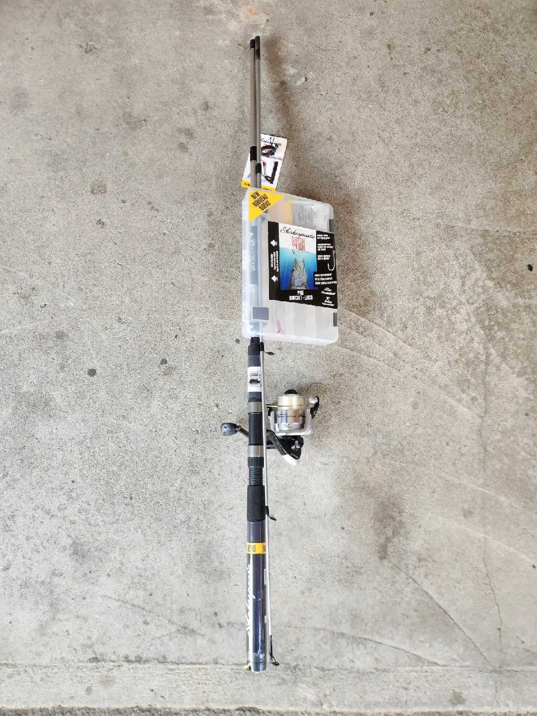 Shakespeare Fishing Rod & Reel Combo w/ Tackle Box thumbnail