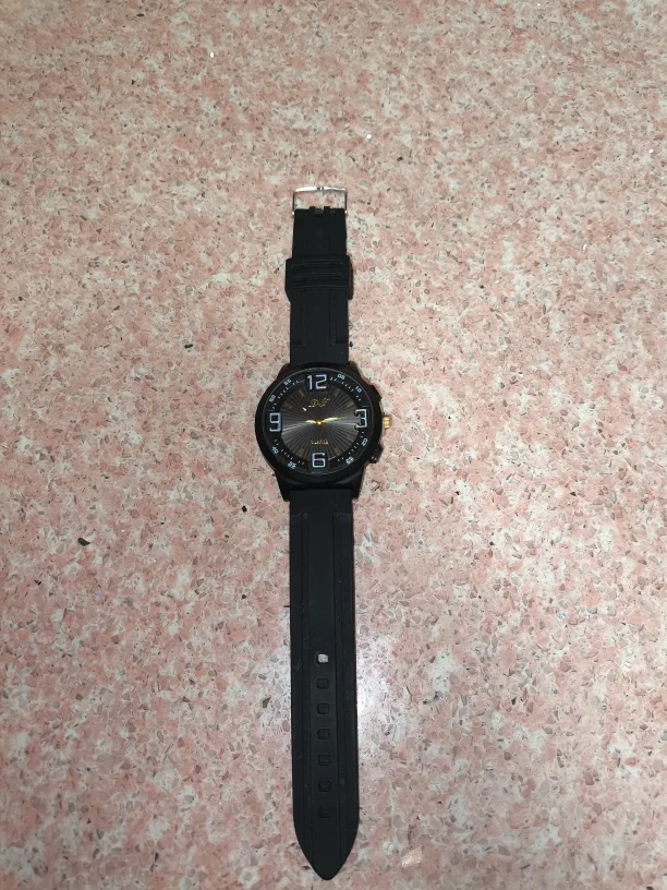 Men's Black Wristwatch image indicator(3)