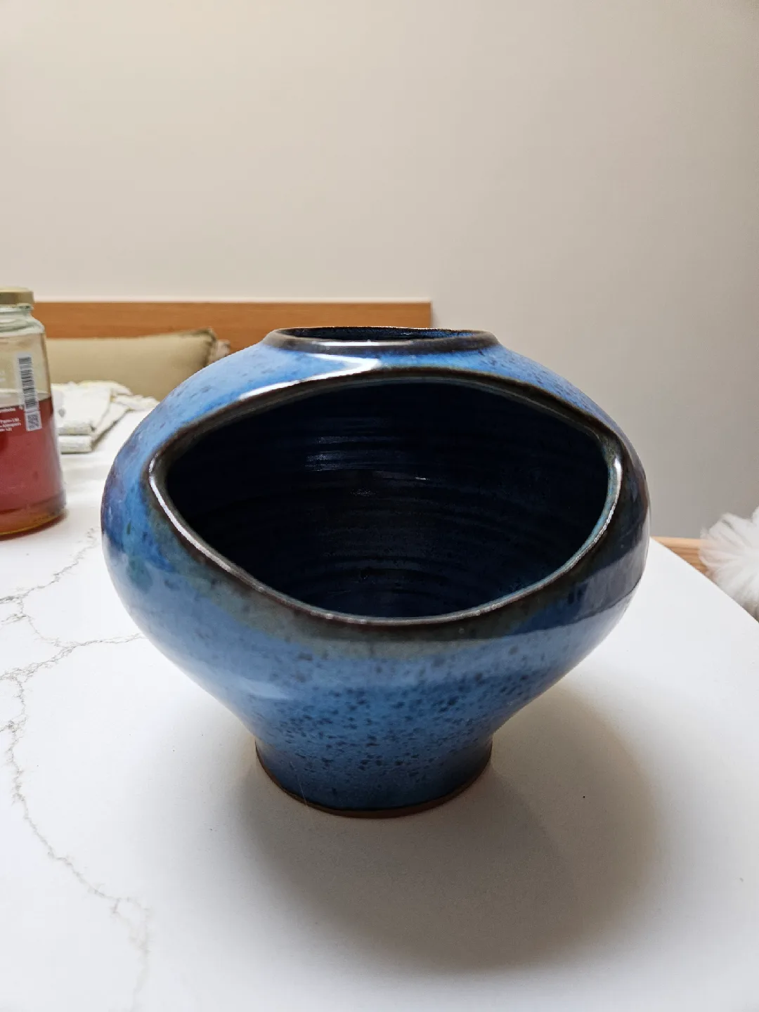 Blue Ceramic Vase image indicator(6)