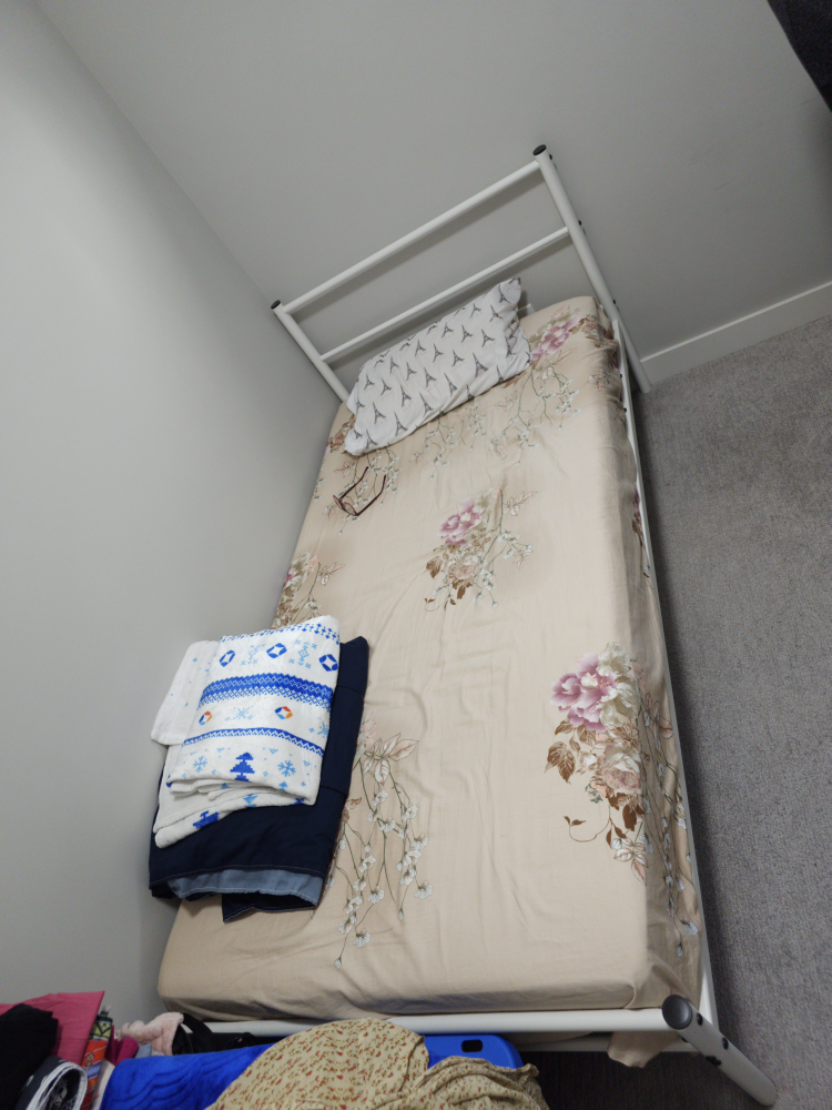Twin Bed Frame🥕 - photo 2