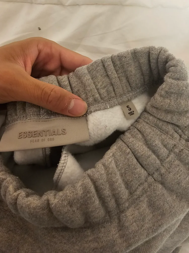 Essentials FOG Dark Oatmeal Sweatpants (AUTHENTIC) image indicator(3)