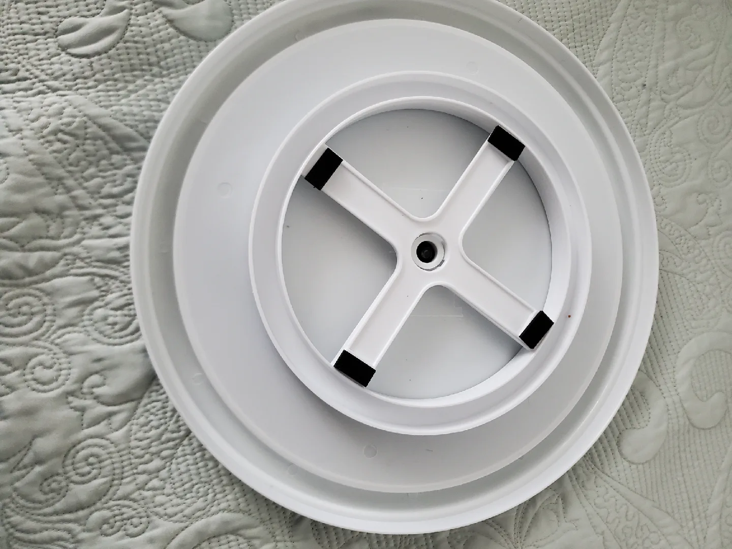 Plastic Turntable - 12" x 1.25" image indicator(2)