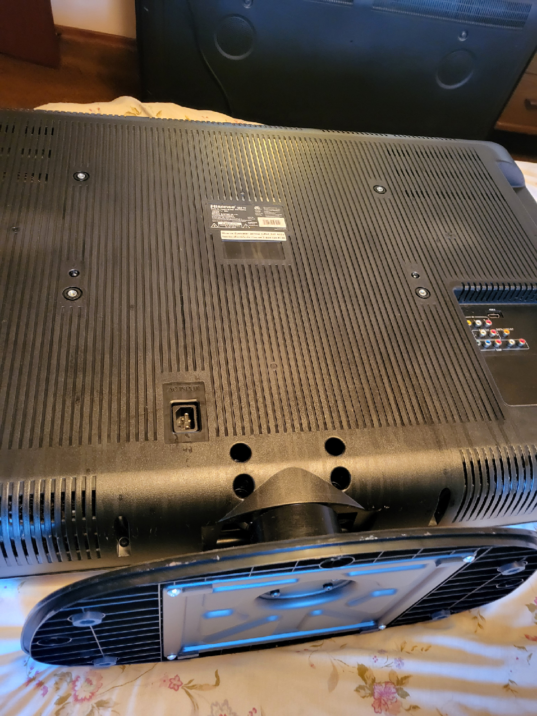 Hisense LCD TV Model LCD42V68PCA - photo 3