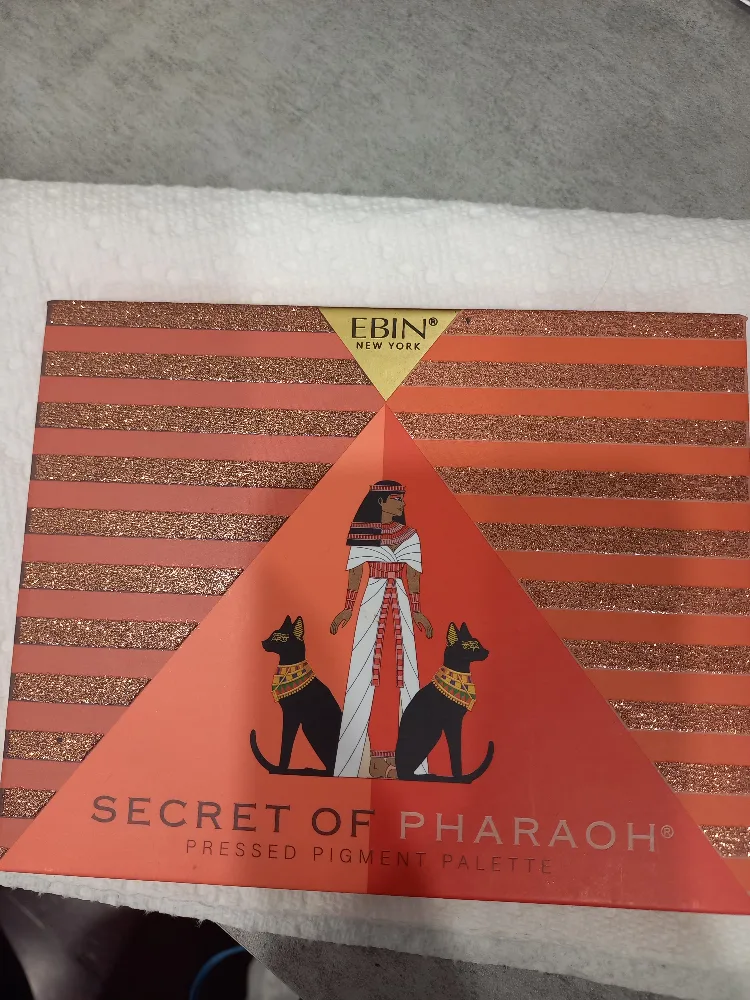 BRAND NEW EBIN New York Secret of Pharaoh Eyeshadow Palette image indicator(2)