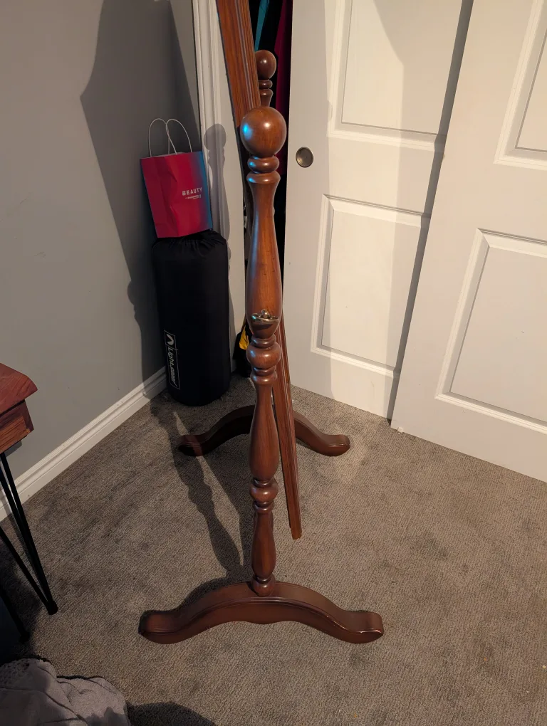 Vintage Wooden Cheval Mirror image indicator(3)