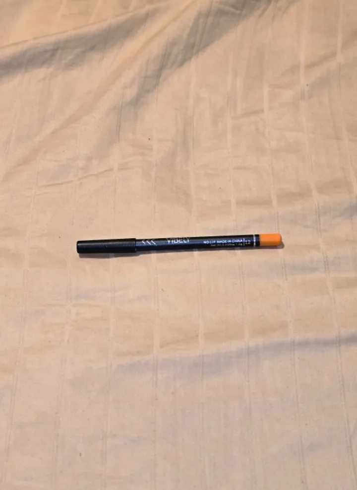 🥕 Orange Eyeliner Pencil thumbnail