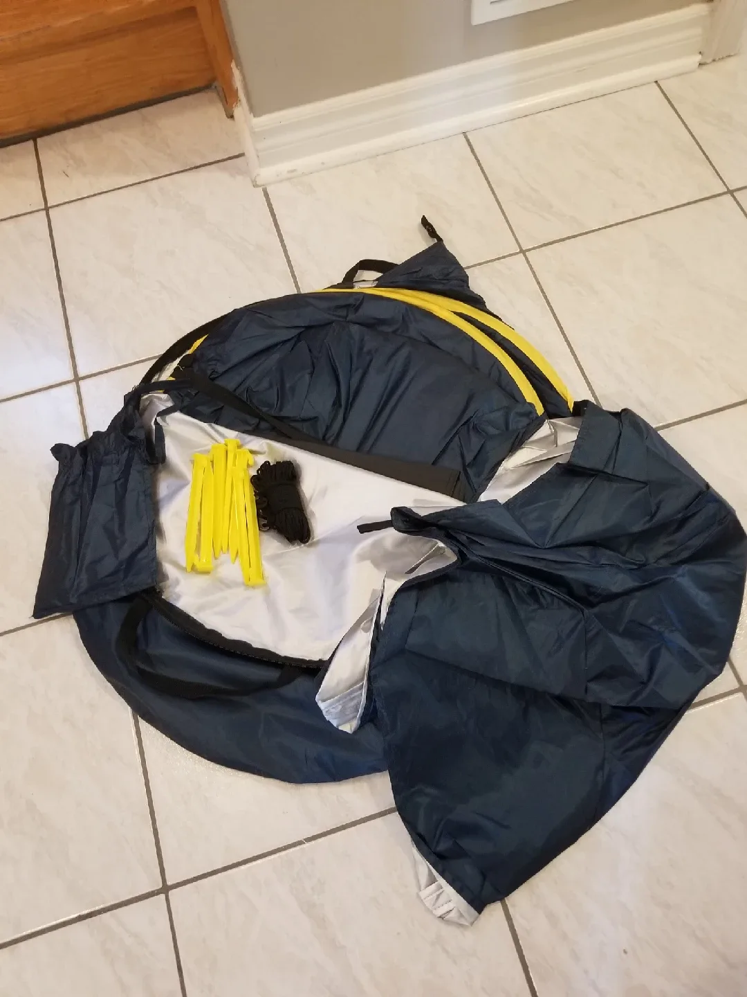 ROPODA Pop Up change Tent brand new image indicator(7)