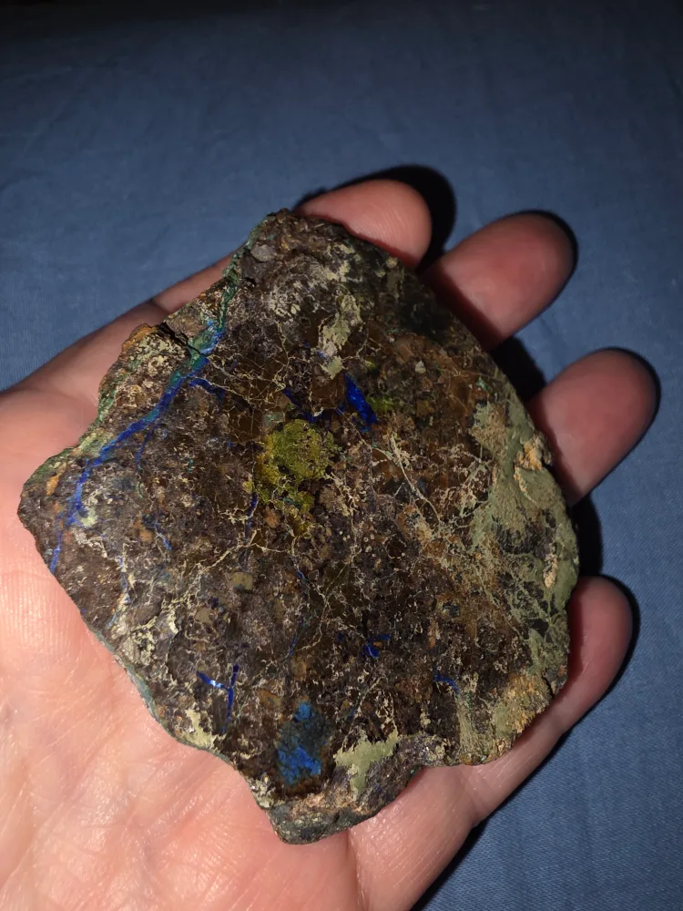 chrysycolla/Azurite/malachite slab image indicator(2)