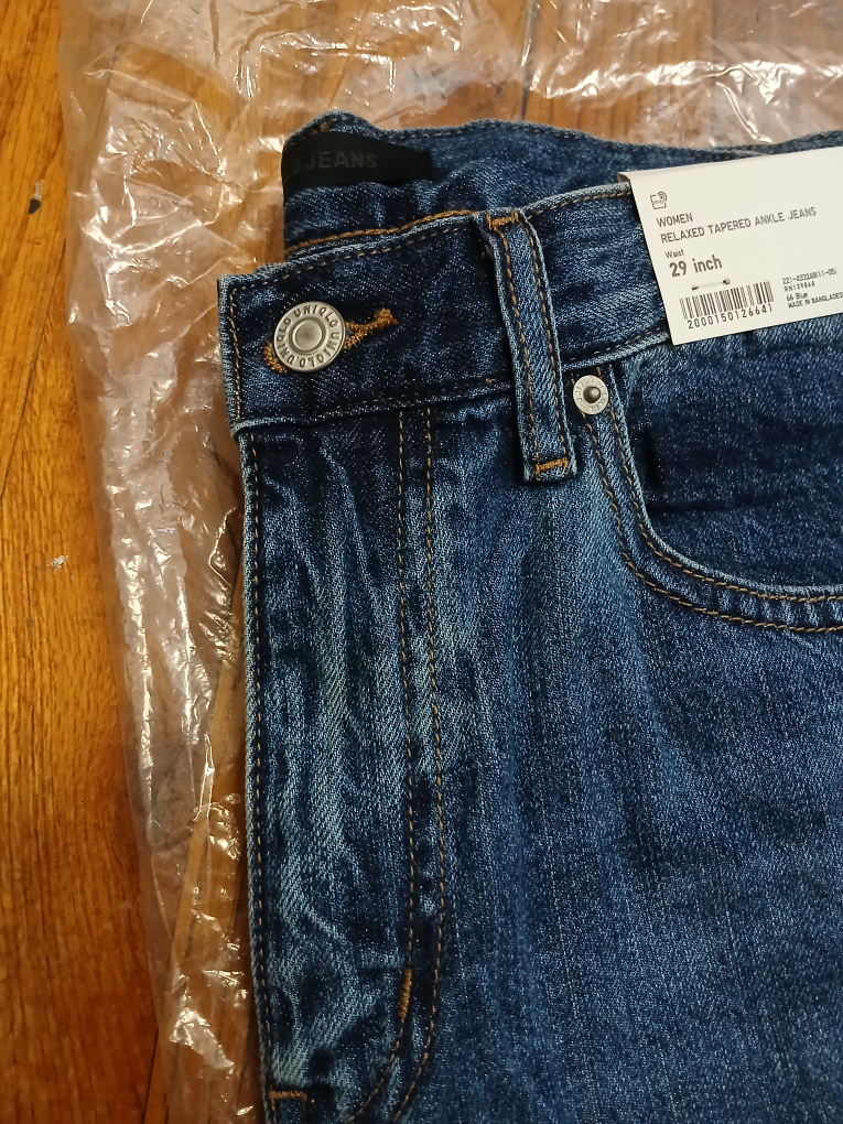 BRAND NEW* Uniqlo Relaxed Tapered Ankle Jeans - 29 inch - photo 2