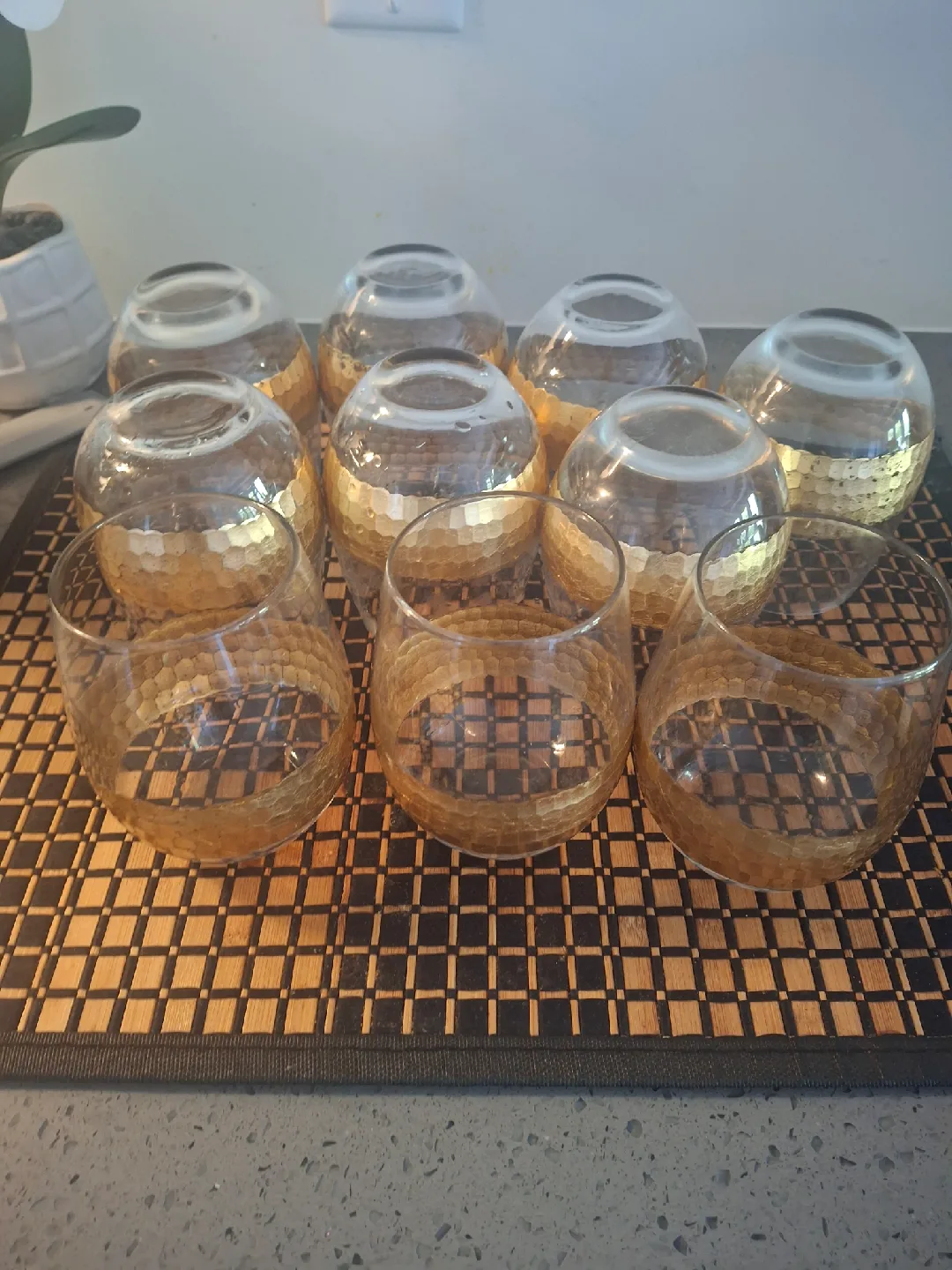 Set of  10 Gold Hammered Glasses image indicator(2)