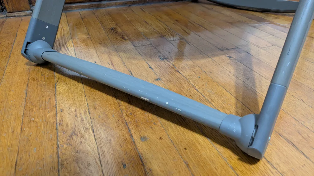 Ingenuity Foldaway Portable Baby Bassinet image indicator(7)