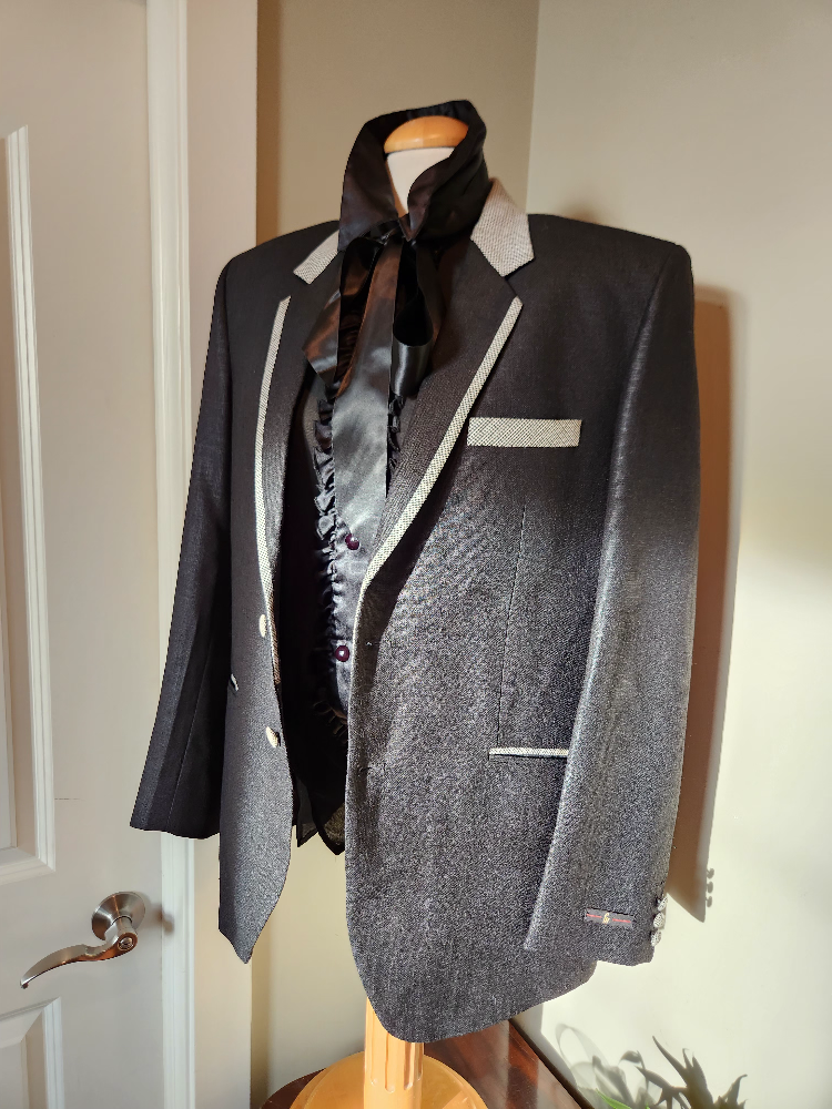 NEW ELEGANT Black TUXEDO Jacket with gray checkerboard Trim - photo 3