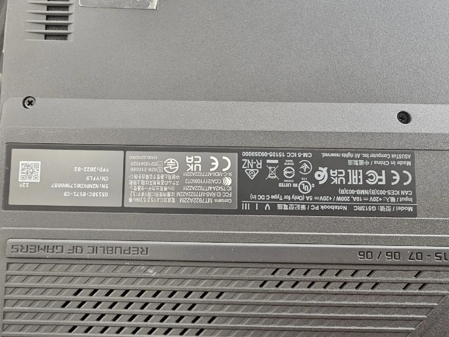 ASUS ROG Strix G513RC Gaming Laptop image indicator(4)