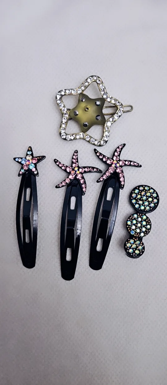 Hair Clips - Star and Circle Design thumbnail