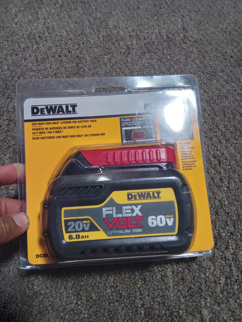 New DeWalt FLEXVOLT 20V/60V MAX 6.0Ah Battery DCB606 - photo 2