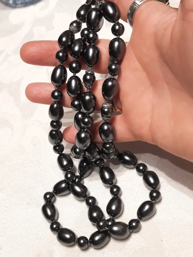 Grey  Monet Beaded  Necklace image indicator(8)