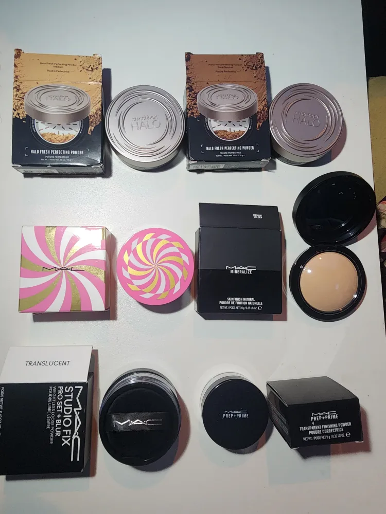 MAC Studio Fix, Estee Lauder Double Wear Powder Foundation image indicator(5)