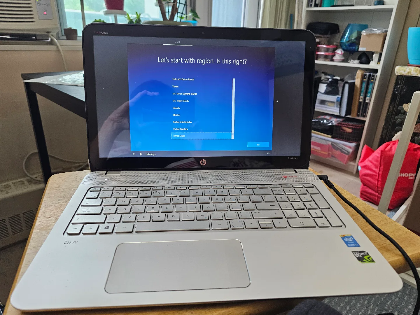 HP ENVY 15 Notebook PC (can negotiate) image indicator(7)