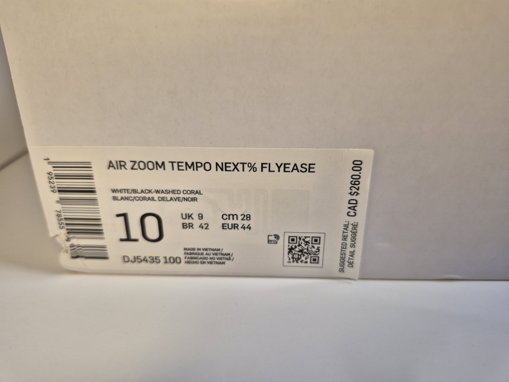 Used Nike Air Zoom Tempo FlyEase, Size 10 - photo 2