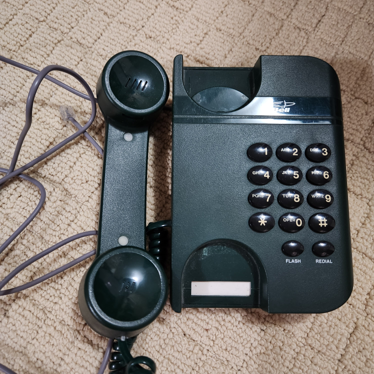 Bell Canada Design Line 130 PLCA Phone - photo 2