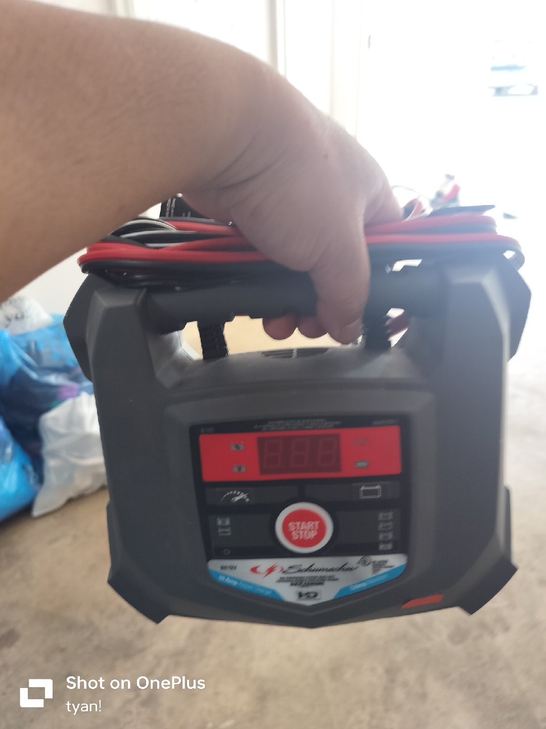 Schumacher SC1323 Battery Charger - photo 3