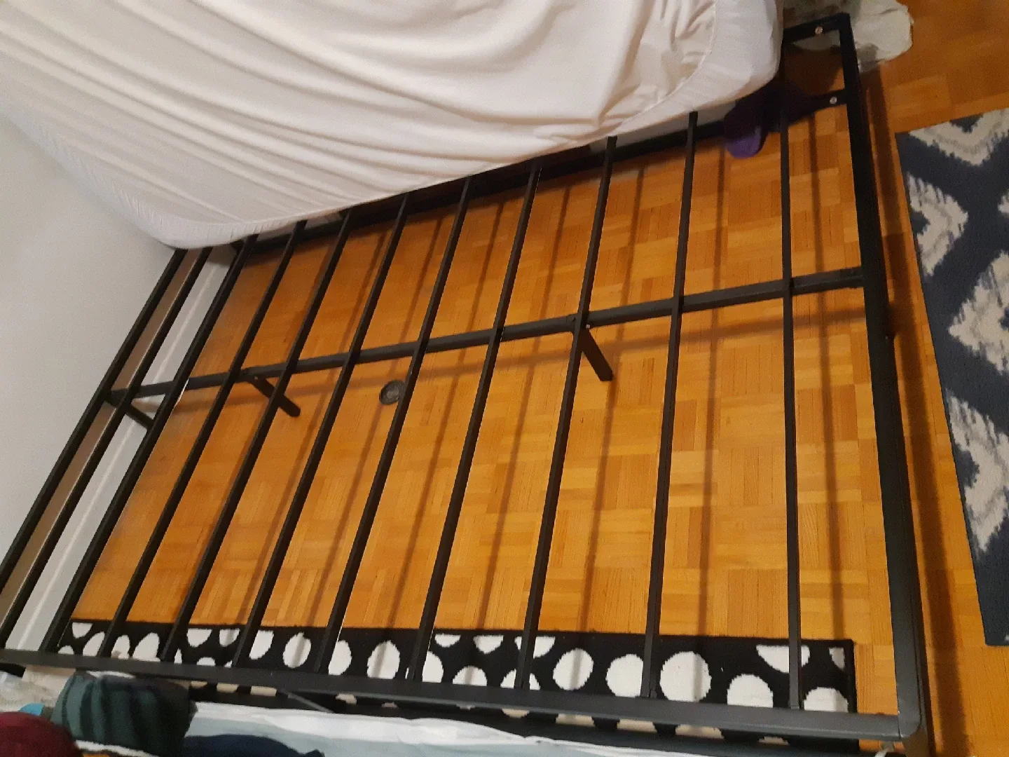 Queen Bedframe - Furniture Source Inc. thumbnail