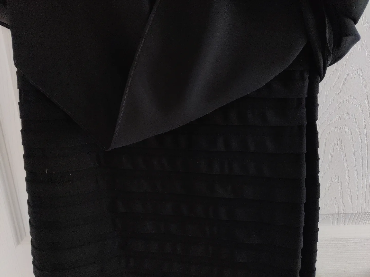 Cartise Black Dress - Size 6 image indicator(4)