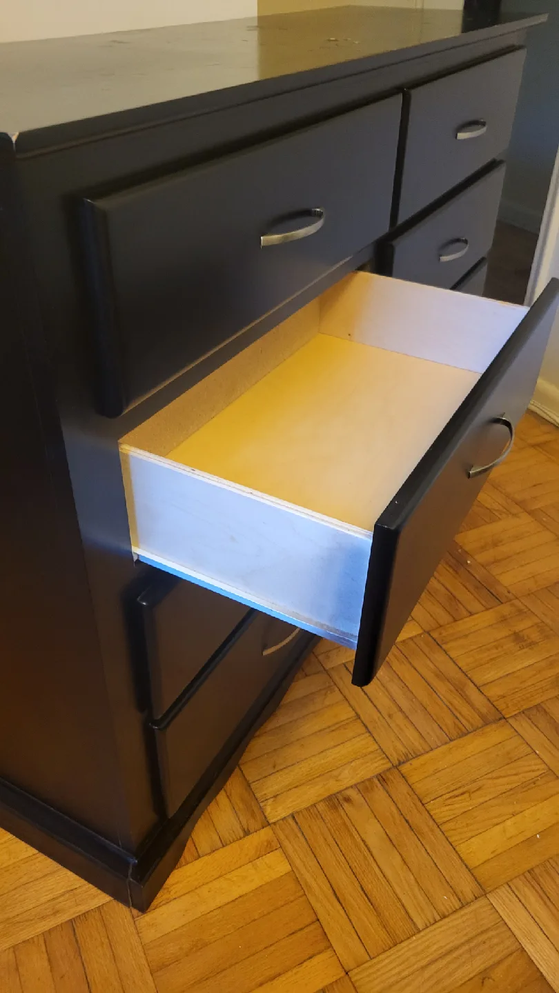 Black 8 -Drawer Dresser thumbnail