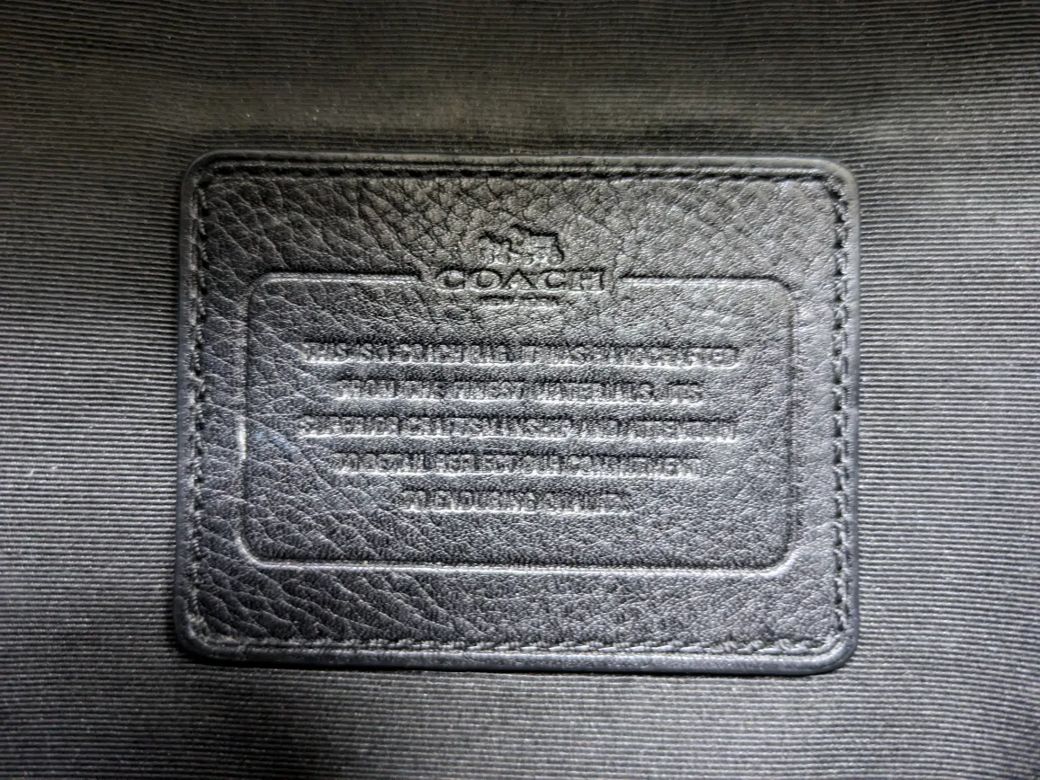 Authentic Black leather Coach weekender duffel bag & backpack image indicator(5)