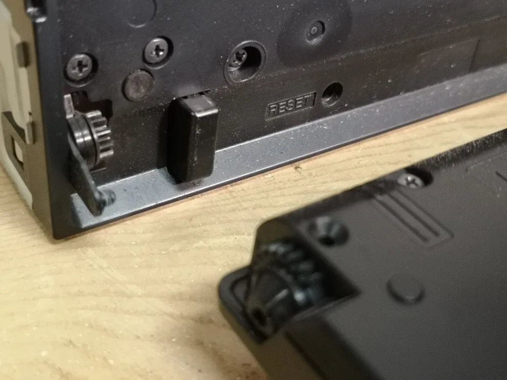 🎶USB Car Stereo Deck ~ SONY XPLOD CDX-GT610U image indicator(6)